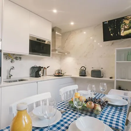 61 - Lusiadas Ii Апартаменты *